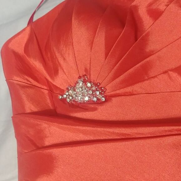 NWT Bella Formals VE-D135 16 Strapless Red Special Occasion/Prom dress - Picture 12 of 14